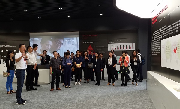 万科到访日立电梯 深化战略合作相关图片