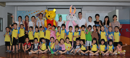 日立电梯首次走进幼儿园 开展幼儿乘梯安全教育相关图片